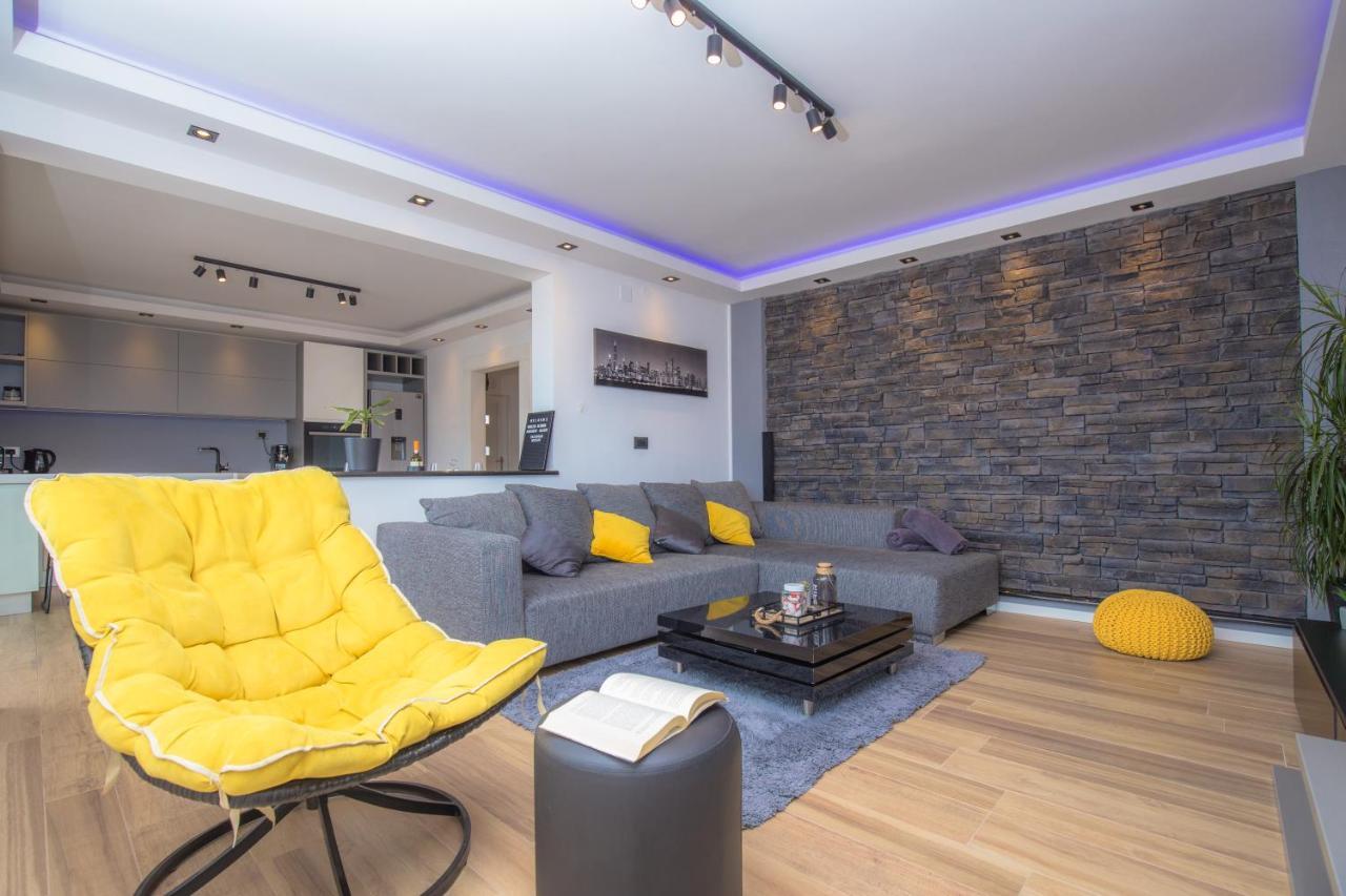 Apartment Gallery Primošten Buitenkant foto
